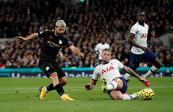 Man City thất bại trước Tottenham.