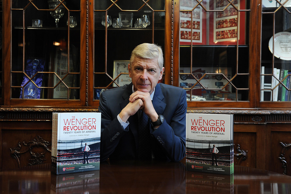 Hãy thể hiện khả năng viết lách của mình nào Giáo Sư