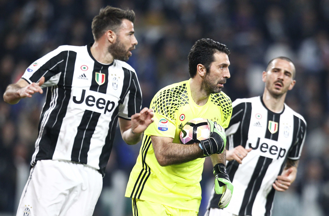 Muốn thắng Napoli thì điều trước tiên Juventus phải xây dựng hàng thủ thật chắc.