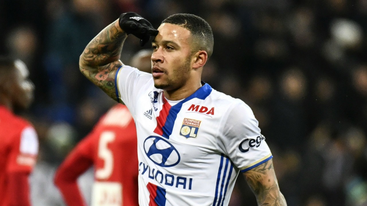 Depay đang thăng hoa trong màu áo của Lyon.