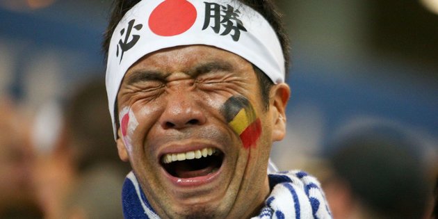 Đớn đau với những giọt nước mắt trên khán đài World Cup - Bóng Đá