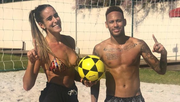 Thất bại tại World Cup, Neymar còn chịu thua luôn cả... nữ nhi - Bóng Đá
