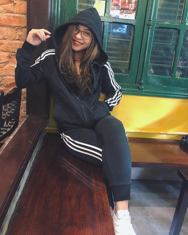 Cô bạn gái Nhật Lê luôn là hậu phương tinh thần vững chắc cho Quang Hải.