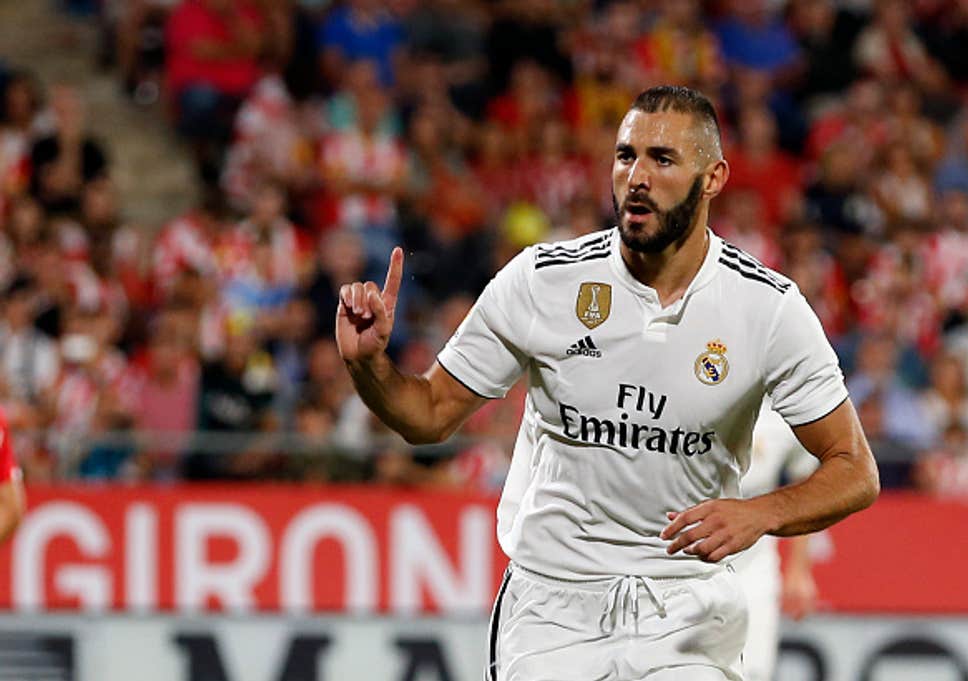 Real Madrid: Fans react to new £190k-per-week Karim Benzema deal until 2022 - Bóng Đá