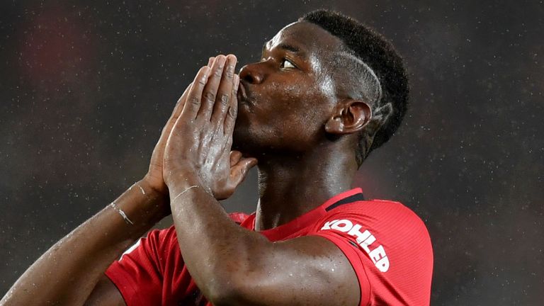 Vì lẽ đó, mọi đồn đoán về tương lai của Paul Pogba sẽ sớm được kết thúc. Khi mà Man Utd hiểu rõ, họ không thể cố chấp giữ Pogba mãi nếu ngôi sao này không còn toàn tâm toàn ý thi đấu ở Nhà hát của những giấc mơ.