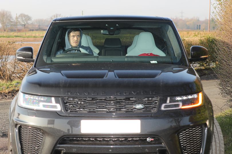 Harry Maguire arrives at Manchester United training ground aHarry Maguire arrives at Manchester United training ground after ankle injuryfter ankle injury - Bóng Đá