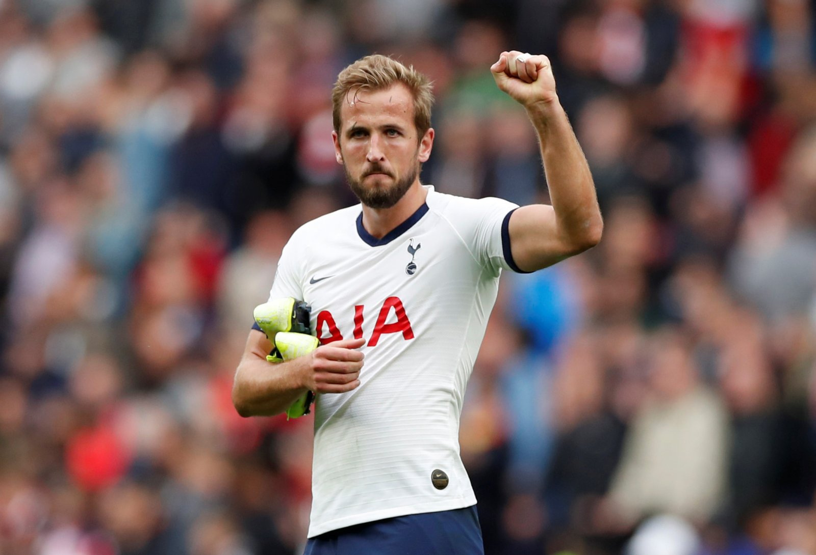 Harry Kane told he'd be 'stupid' not to accept Liverpool offer - Bóng Đá