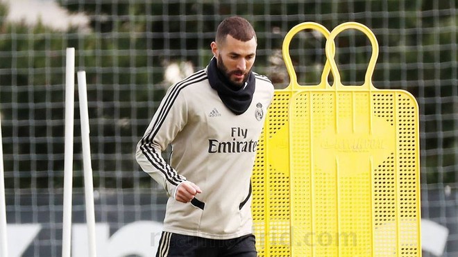 Benzema is Zidane's only centre-forward - Bóng Đá