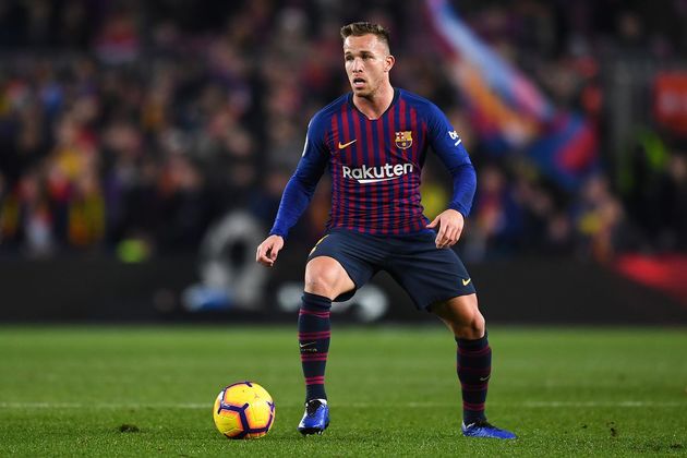 Juventus 'step up' pressure on Arthur Melo - Bóng Đá