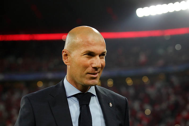 Real hạ Bayern: Ronaldo tàng hình, Zidane cứu rỗi - Bóng Đá