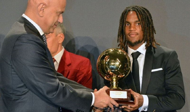 Renato Sanches đã lụi tàn chỉ hai năm sau danh hiệu "Cậu bé vàng".