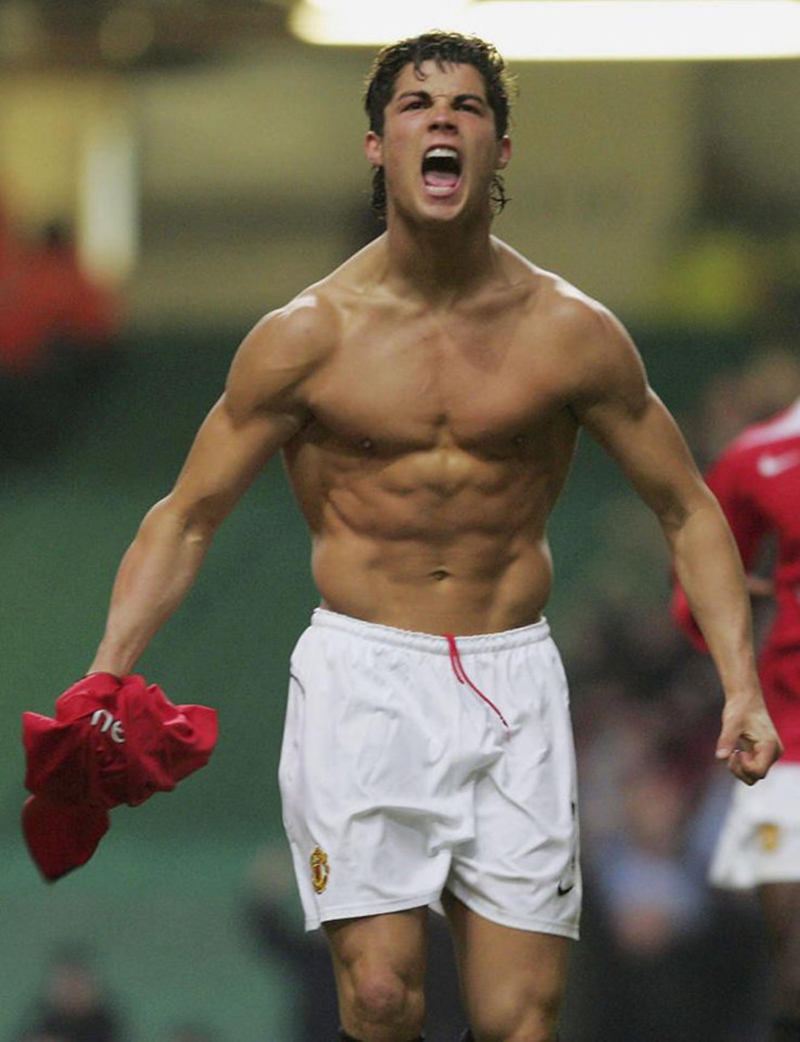 Ronaldo đã lao đầu vào tập gym để thoát khỏi hình ảnh mỏng cơm khi còn khoác áo MU. Ảnh: ESPN.