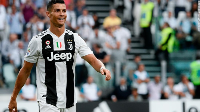 Chưa ghi bàn, Ronaldo đã khiến BLĐ Juventus 