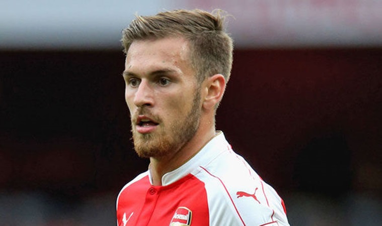 Arsenal thắng trận, Ramsey vẫn trầm tư như