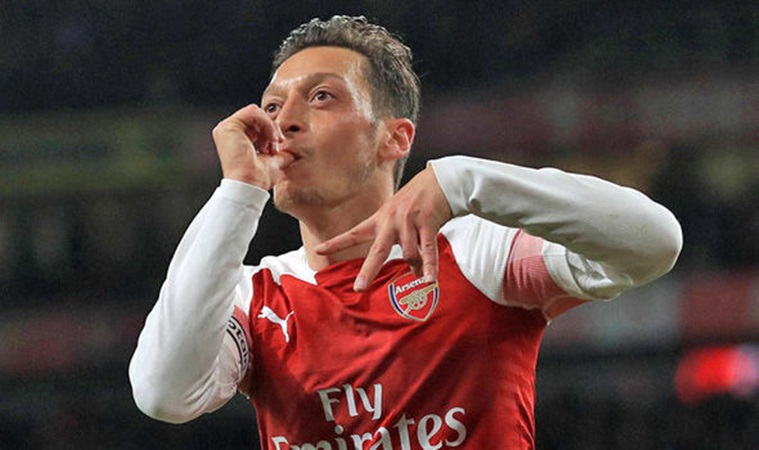 Dư âm chiến thắng của Arsenal: Ozil trở lại, cẩn thận 