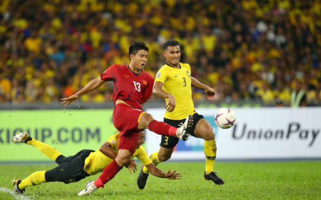 Tiếp đến, anh cùng đội Olympic xếp thứ tư ở ASIAD, vô địch AFF Cup 2018 và cùng tuyển Việt Nam vào đến tứ kết Asian Cup 2019.