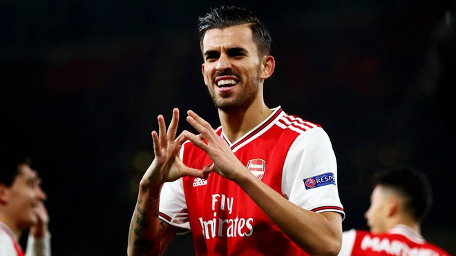 Dani Ceballos (Arsenal mượn từ Real Madrid): Sao trẻ sinh năm 1996 chỉ có 10 lần đá chính cho Arsenal và đóng góp 2 pha kiến tạo. Truyền thông Anh đưa tin HLV Mikel Arteta không muốn mua đứt Ceballos mà để dành tiền chiêu mộ Thomas Partey từ Atletico Madrid.