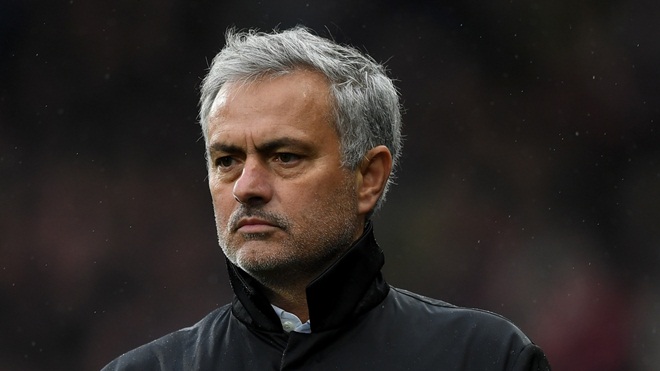Bị Paul Scholes chỉ trích, Mourinho bất ngờ được người Arsenal bênh vực - Bóng Đá