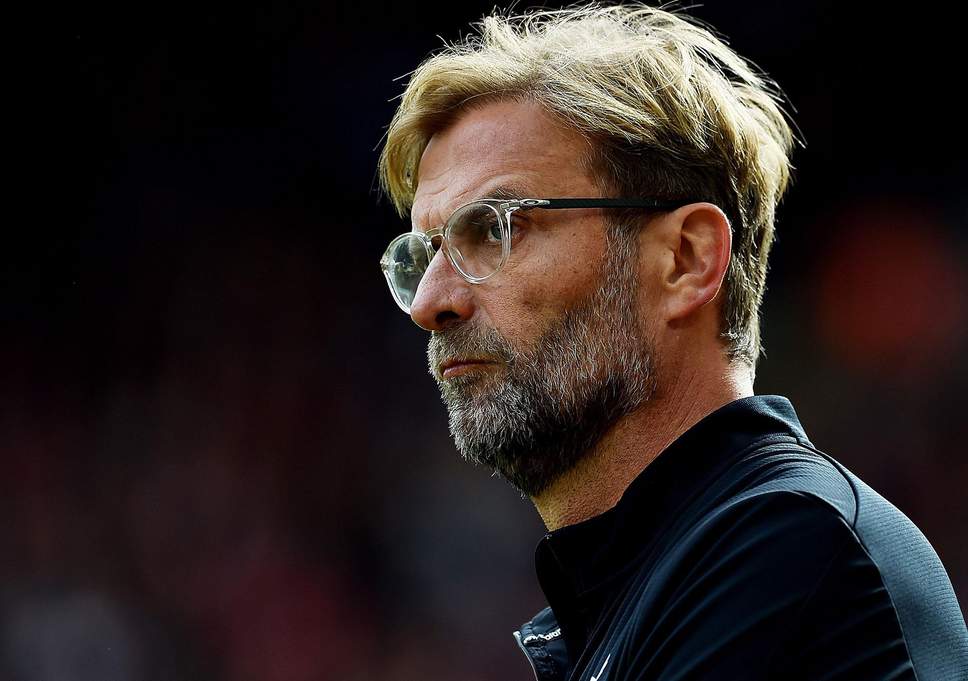 Klopp khẳng định việc Emery thường xuyên thay đổi đấu pháp khiến Arsenal trở thành một đội bóng cực kỳ khó chịu.