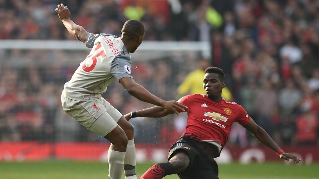 Pogba không thể cứ mãi chỉ lo tấn công.