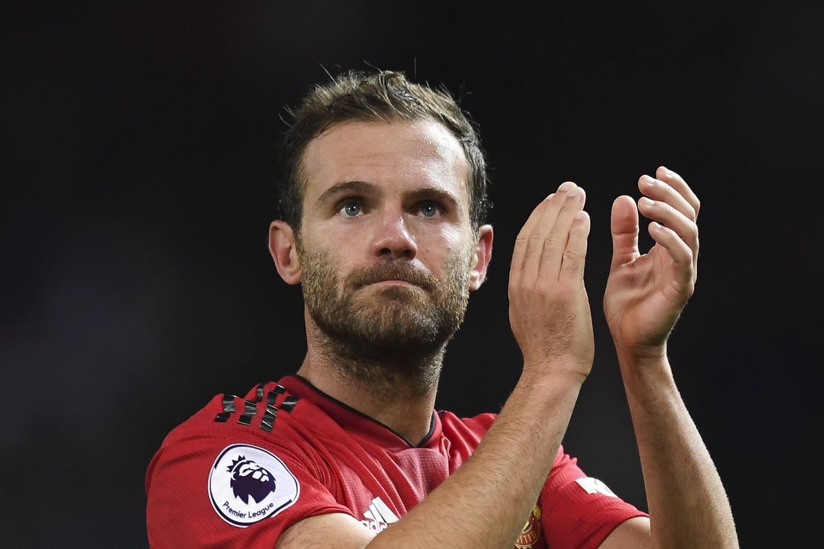 Không thành công tại Man Utd, nhưng Mata lại sở hữu những tố chất rất phù hợp để chơi bóng cho Barcelona.