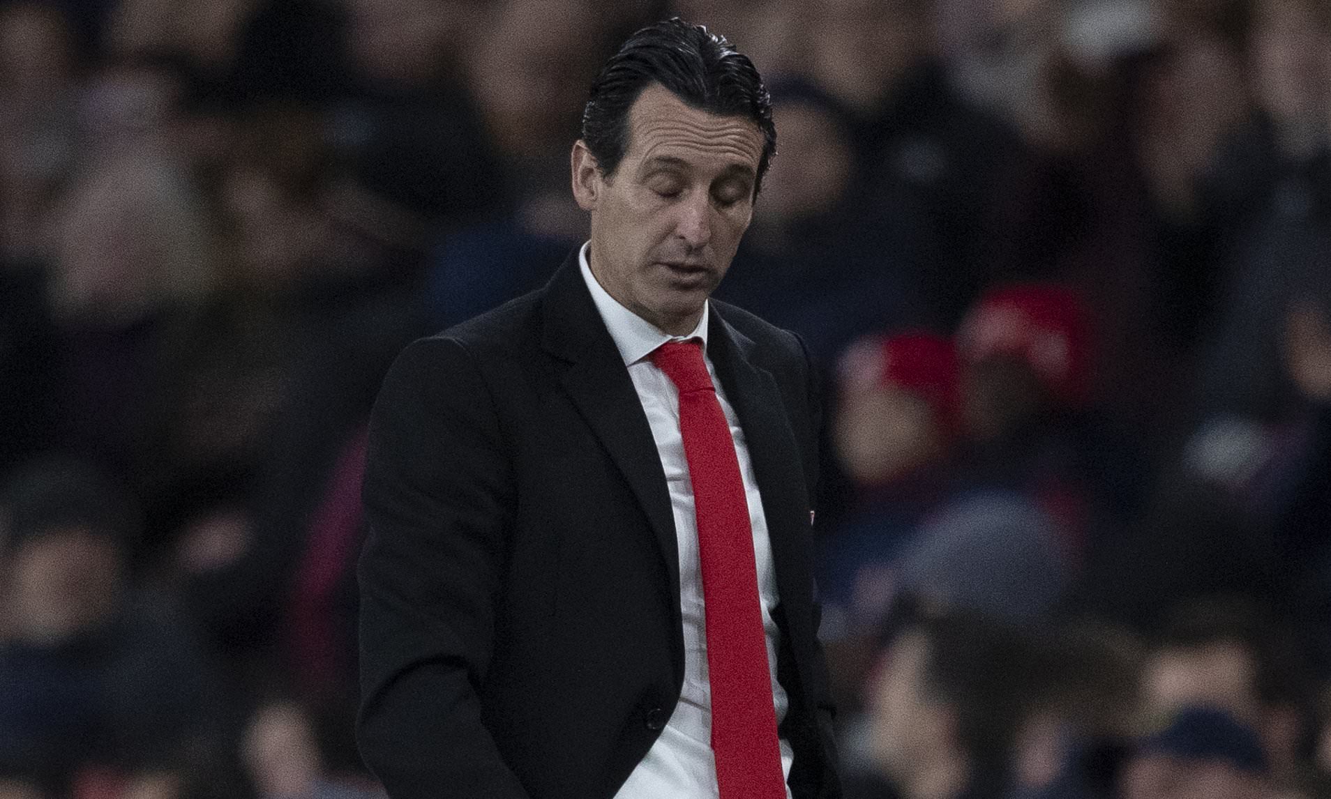 Two agents of Arsenal players have contacted club chiefs to question Unai Emery's job - Bóng Đá