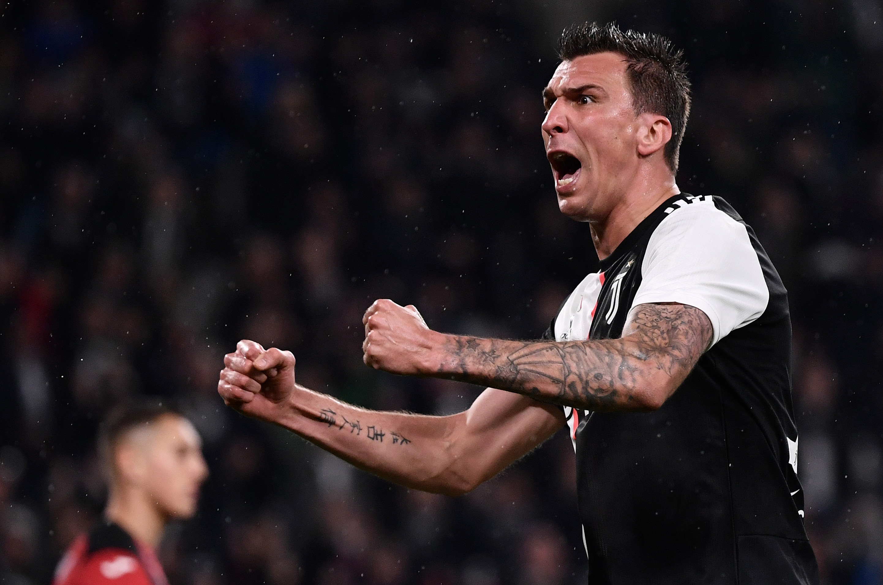 Mario Mandzukic là một trong những cái tên được nhắc tới nhiều nhất với Man Utd.