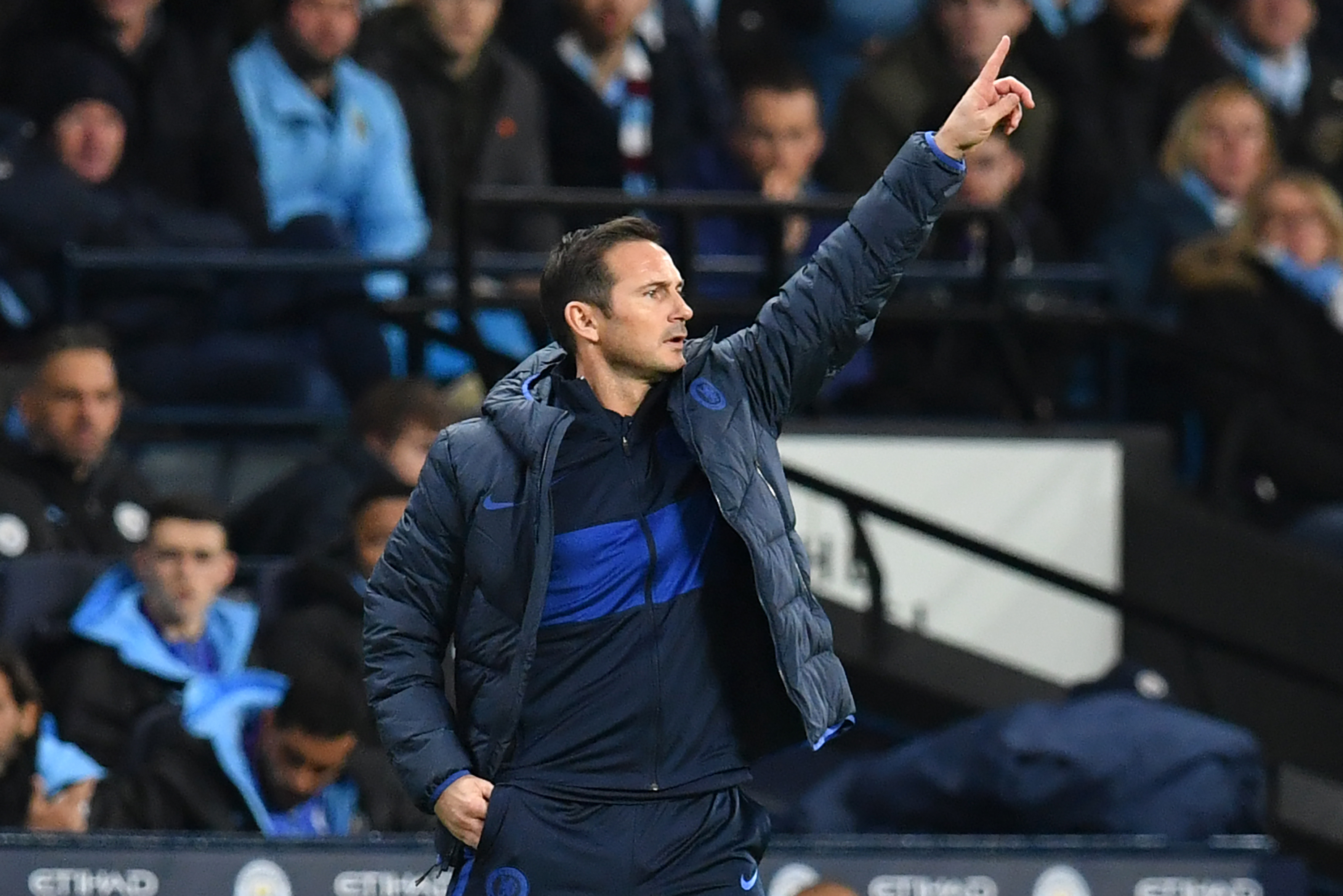 Chelsea fired transfer warning by Liverpool icon after West Ham loss - ‘they lack depth’ - Bóng Đá