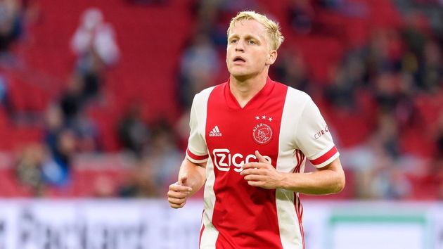 Điểm mạnh đáng chú ý cuối cùng để nói về Van de Beek, đó là sự chính xác trong các pha chuyền bóng của anh.