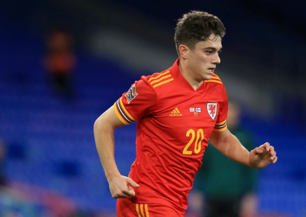 Trong bối cảnh hàng công Quỷ đỏ đang gặp khủng hoảng, James lại thể hiện một phong độ cao khi thi đấu cho tuyển xứ Wales.