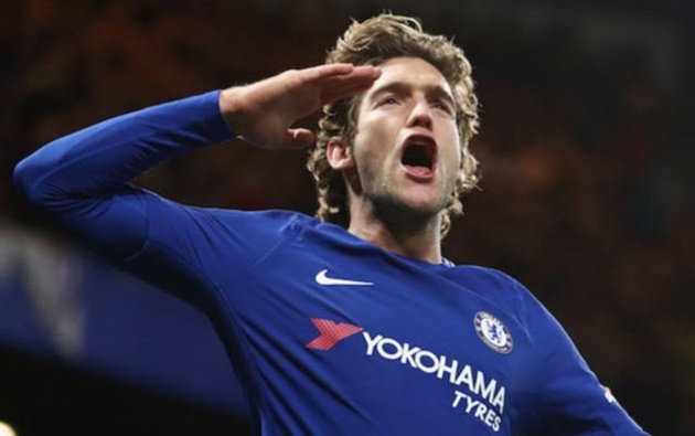 Marcos Alonso cũng được coi là mảnh ghép phù hợp với Kền kền trằng bên hành lang cánh.