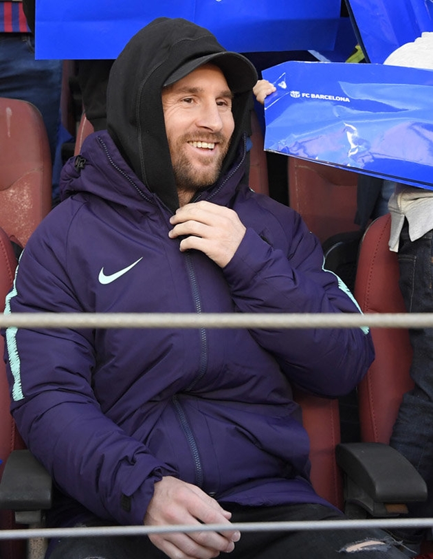 Messi trở lại sân tập - Bóng Đá