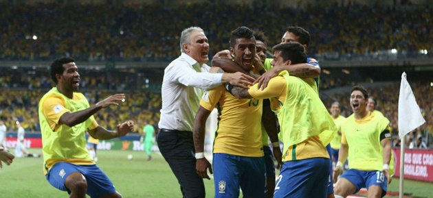 Tite là người truyền lửa cho các cầu thủ Brazil.