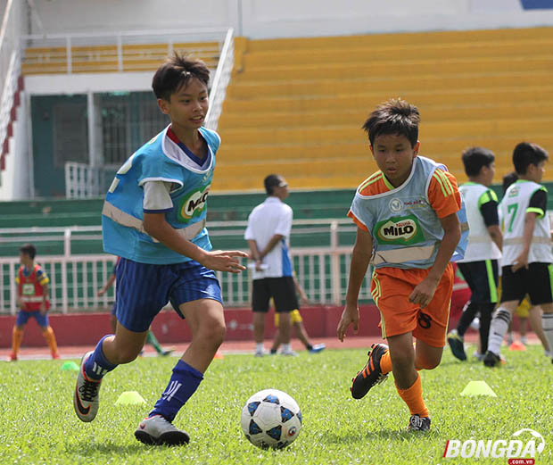 Các học viên U11 tuyển sinh sáng 20/06 trên sân Thống Nhất - TP.HCM: Ảnh: Đình Viên.
