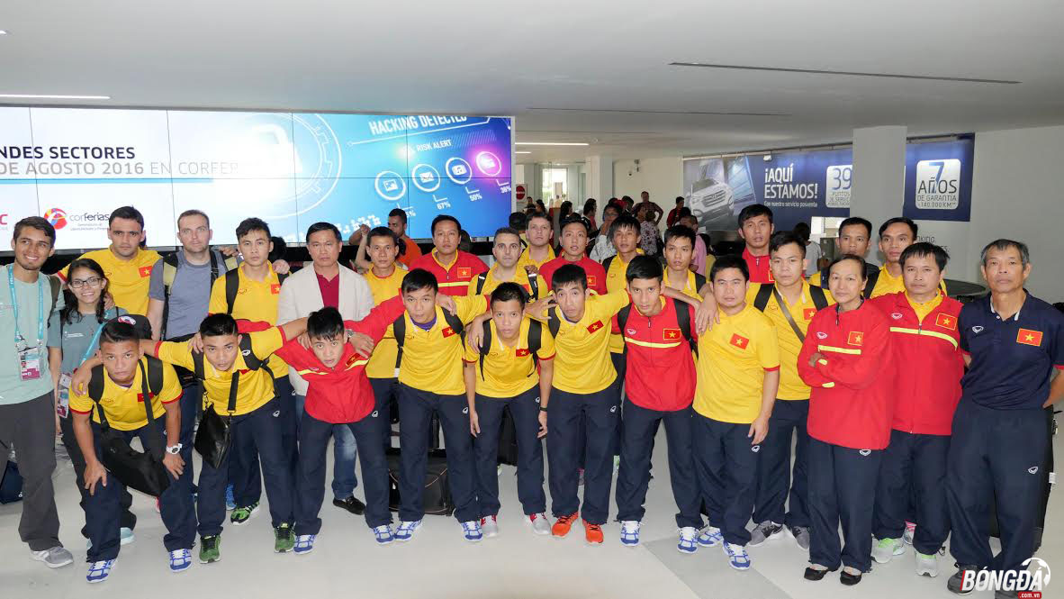 Để chuẩn bị cho VCK FIFA Futsal World 2016 trên đất Colombia, thầy trò HLV Bruno đã trải qua 6 trận giao hữu với các đội bóng khu vực và hàng đầu thế giới như Ai Cập, Arghentina, Tây Ban Nha. Ảnh: Quang Thắng.