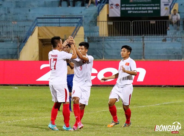 Niềm vui của các cầu thủ U19 Việt Nam khi có chiến thắng thứ hai liên tiếp ở VCK U19 ĐNÁ. Ảnh: VFF.