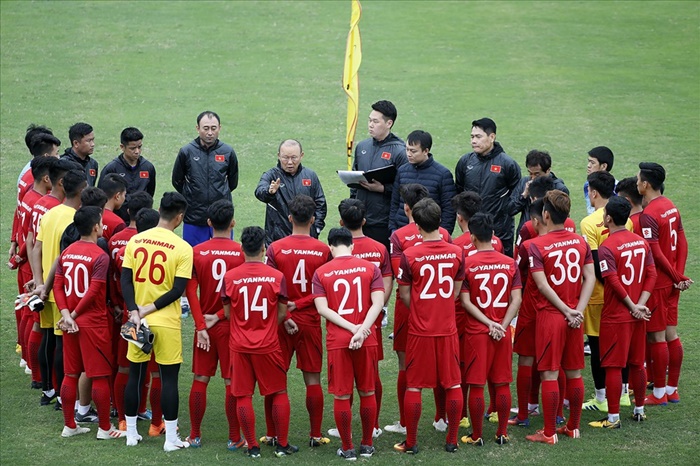 HLV Park Hang-seo và các học trò không ngán Thái Lan.