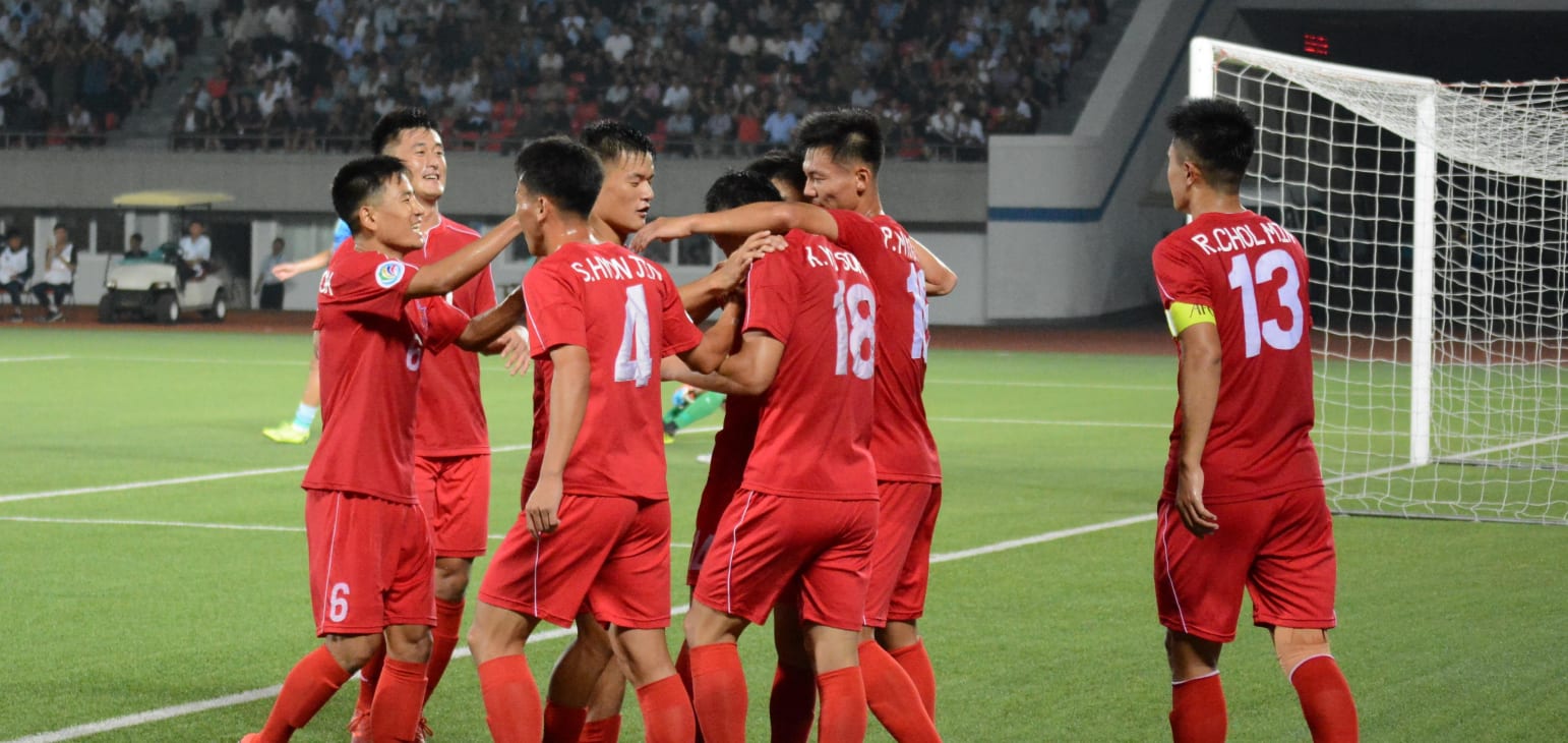 Niềm vui chiến thắng của CLB 25/4. Cre: AFC