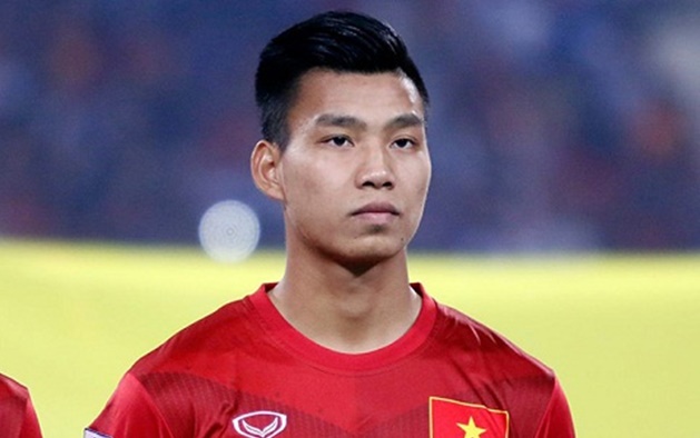 Vũ Văn Thanh đa năng khi có thể chơi ở vị trí hậu vệ phải hoặc trái.