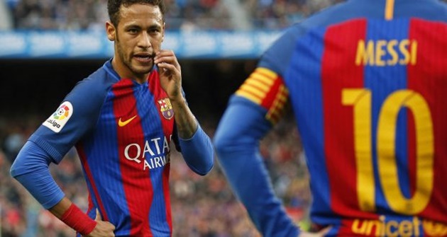 Ở Barca, anh chỉ là cái bóng của Messi.