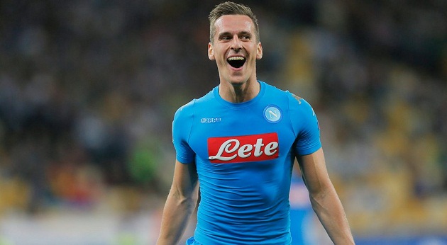  Arkadiusz Milik (Napoli) - Chạm trán với một đối thủ yếu như Genk đã giúp cho Milik ghi được tới 3 bàn.
