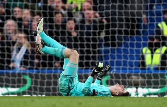 'Đừng đổ hết lỗi cho Mourinho khi Chelsea thất bại'