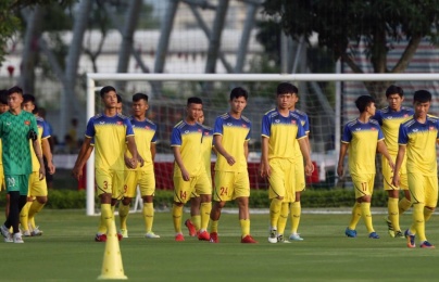  Đã rõ lý do HLV U19 Việt Nam cho các học trò tập vào lúc... 21h00 