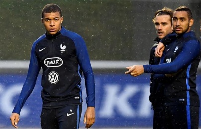  Kylian Mbappe muốn Didier Deschamps trao cơ hội ở tuyển Pháp 