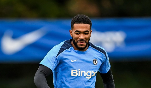 Reece James trở lại tập luyện sau chấn thương.