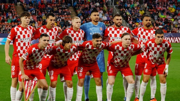 Đáng chú ý, tiền vệ Donny van de Beek đá chính từ đầu và anh đã để lại dấu ấn trận này.