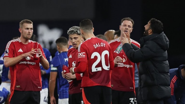 Man Utd mở tỷ số sớm nhưng không thể giành chiến thắng.