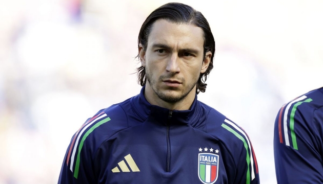 Darmian sẽ được kéo vào đá trung vệ?