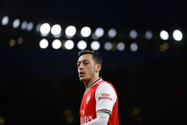 Mesut Ozil thừa nhận rời Real Madrid đến Arsenal là 