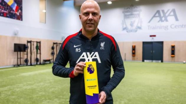 Arne Slot giành giải HLV Premier League hay nhất tháng 11.